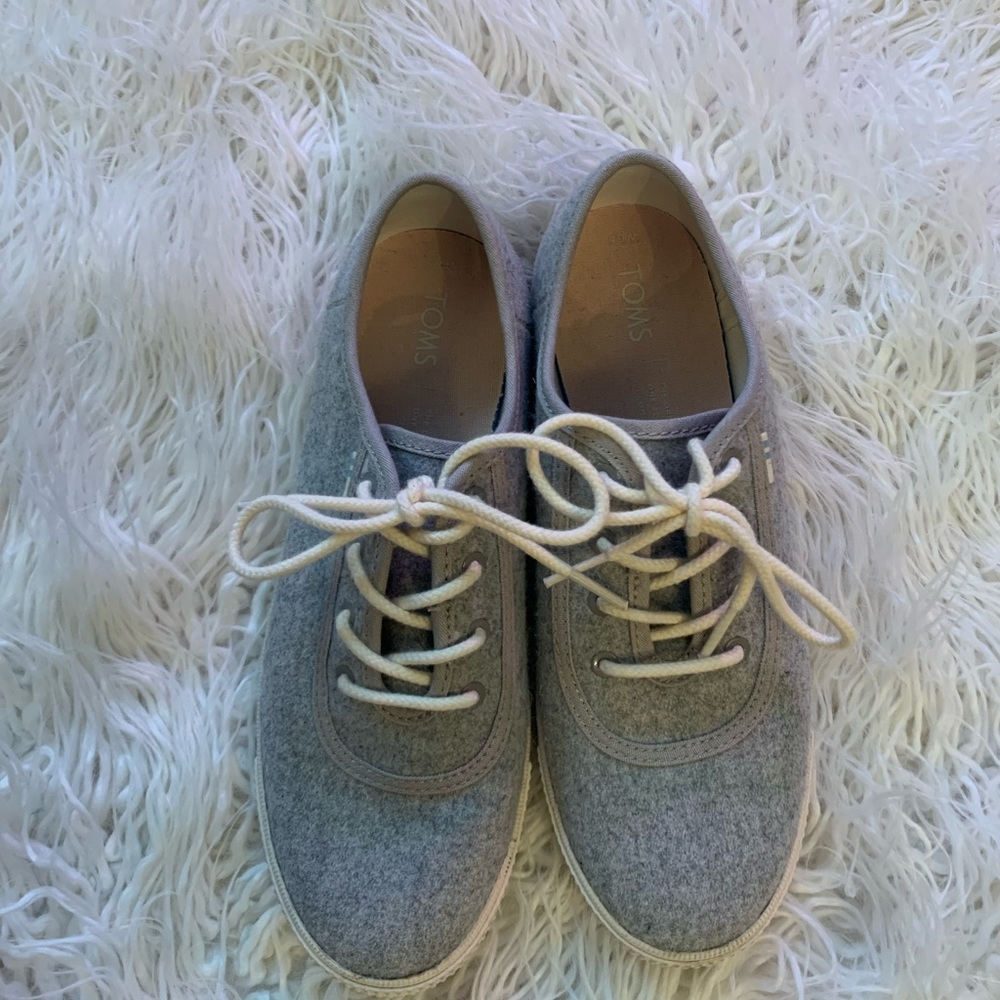 Toms Grey Carmel Shoe View 3